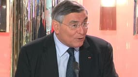 Jean-Louis Beffa, le président d'honneur de Saint-Gobain, était l'invité de BFM Business, vendredi 26 avril.