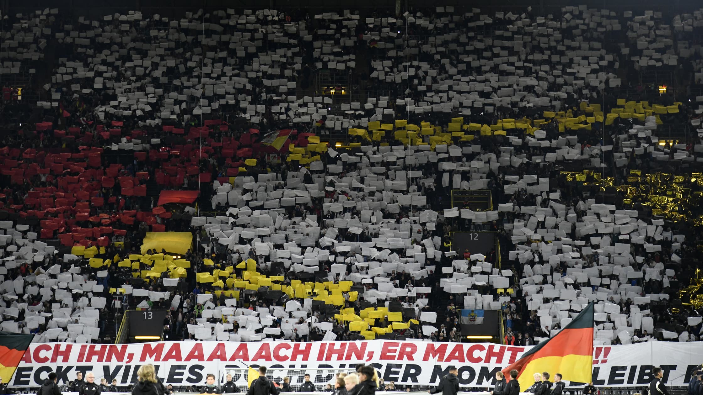 AllemagneArgentine le tifo chambreur des supporters allemands sur le