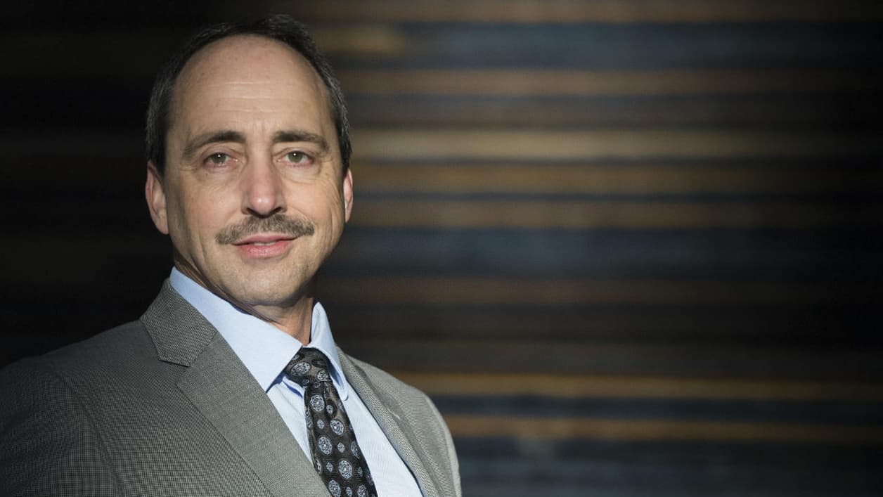 Larry Dominique, ancien de Nissan USA, comme Carlos Tavares, est aujourd'hui le patron de PSA en Amérique du Nord. Larry Dominique, ancien de Nissan USA, comme Carlos Tavares, est aujourd'hui le patron de PSA en Amérique du Nord.