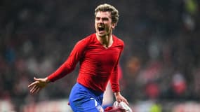 Antoine Griezmann célèbre son but avec l'Atletico de Madrid face au Real, le 18 janvier 2024