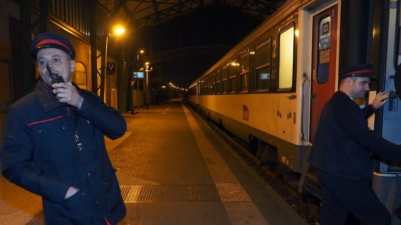 La SNCF exploite encore trois lignes de trains de nuit:  Paris-Briançon (Hautes-Alpes), Paris-Rodez-Latour-de-Carol (Pyrénées-Orientales) ainsi que Paris-Toulouse-Cerbère (Pyrénées-Orientales), 