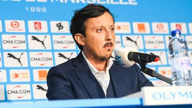 Pablo Longoria lors de sa prise de parole au centre d'entraînement Robert Louis Dreyfus, le 22/09/2023