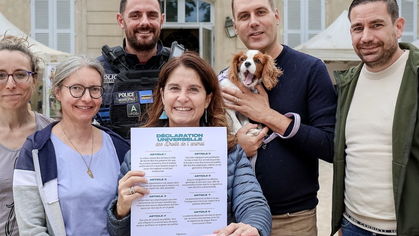MORSANG-SUR-ORGE SIGNE LA DÉCLARATION UNIVERSELLE DES DROITS DE L'ANIMAL, UNE PREMIÈRE EN ESSONNE