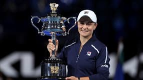 Ashleigh Barty remporte l'Open d'Australie le 29 janvier 2022.