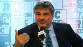 Pour David Douillet, les violences survenues samedi à Marseille démontrent un "manque d'anticipation" des autorités.