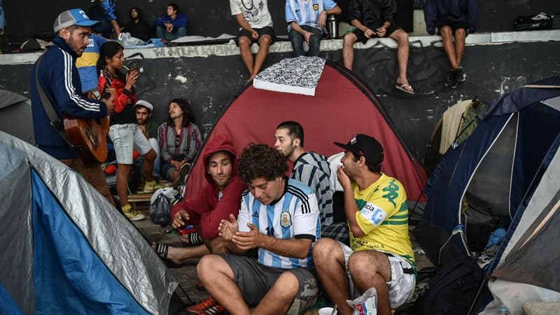 Le camping des Argentins au Sambodrome