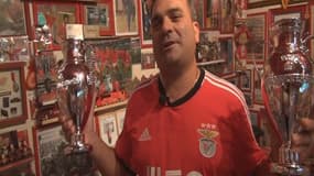 Fernando Da Silva au milieu de sa collection