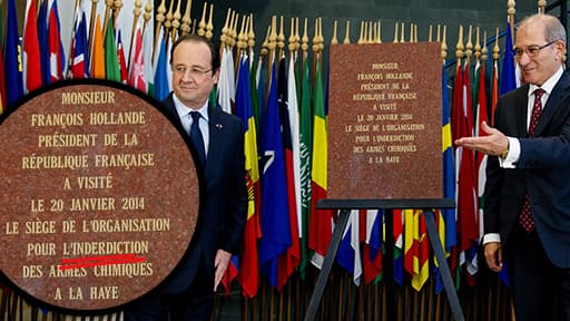 La stèle commémorant la visite de François Hollande était parfaite, à un détail près.
