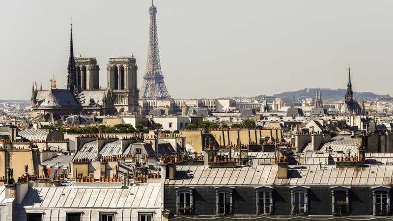 En raison d'un pic de pollution, le  stationnement résidentiel sera gratuit à Paris où il sera prolongé jusqu'au samedi - Vendredi 18 mars 2016