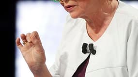 Eva Joly a jugé anormal mercredi sur France 2 que Nicolas Sarkozy puisse solliciter un second mandat compte tenu des "présomptions concordantes et précises" pesant sur lui dans plusieurs dossiers judiciaires. /Photo prise le 11 avril 2012/REUTERS/Thomas S
