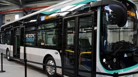 La RATP et Ile-de-France Mobilités ont attribué à trois constructeurs français, HeuliezBus, Bolloré et Alstom, une commande d'un potentiel de 800 bus électriques, en trois lots identiques, pour un montant maximum de 400 millions d'euros.