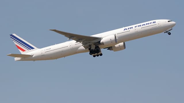 Un Boeing 777-300 d'Air France au décollage (photo d'illustration)