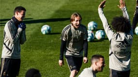 Luka Modric et Marcelo hilares à l'entraînement du Real