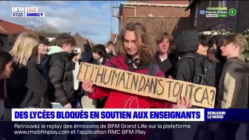 Nord: des élèves manifestent contre la dotation horaire globale devant le lycée de Gondecourt