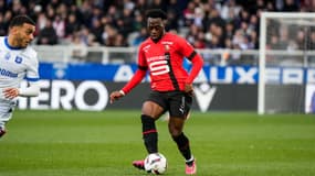 Arnaud Kalimuendo - Rennes