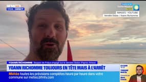 Vendée Globe: Yoann Richomme en tête mais à l'arrêt