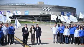 L'aéroport Paris-Charles de Gaulle avec les anneaux olympiques 