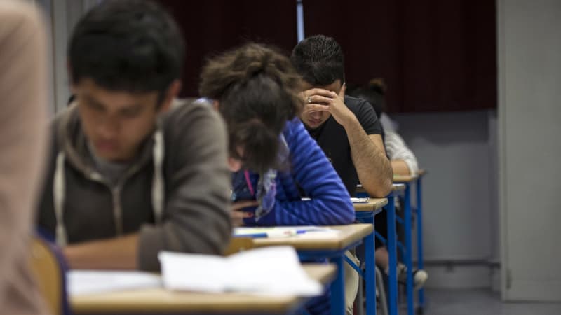 Une étudiante algérienne a été prise en flagrant délit de triche lors du Bac.