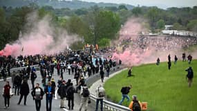 Manifestation contre le projet d'autoroute A69 entre Toulouse et Castres le 22 avril 2023 près de Soual, dans le Tarn