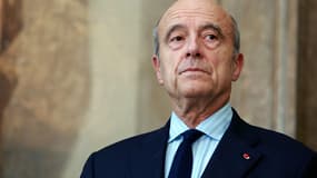 Alain Juppé à la mairie de Bordeaux. Le maire de la ville fait la course en tête dans les sondages sur la primaire des Républicains.