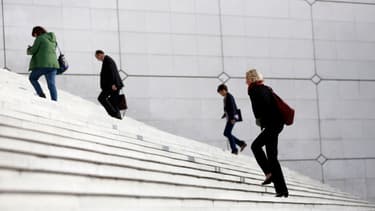 En 2016, 31% des offres d'emploi cadres publiées par l'Apec offraient un poste basé à Paris.
