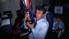 Luis Fernandez après la victoire du PSG en Coupe d'Europe des vainqueurs de coupe, le 8 mai 1996