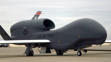 Le Global Hawk, un drone de l'armée américaine, est téléguidé par un pilote au sol et fait la taille d’un Boeing 737.