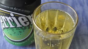 Nestlé peut exploiter librement la marque Perrier, sans attachement à la source historique, a décidé ce jeudi le tribunal d'appel de Marseille.