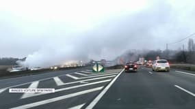 Un poids lourd en feu sur l'autoroute A10.