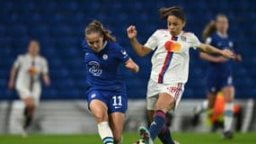 Chelsea-OL : Reiten face à Cascarino
