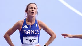 La Française Alice Finot lors d'un 300m steeple des JO de Paris, août 2024