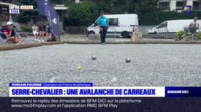 Serre-Chevalier: 10 champions de pétanque accompagnés d'amateurs pour promouvoir le sport