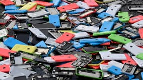 4000 téléphones détruits par les employés de Remade le 13 décembre 2019