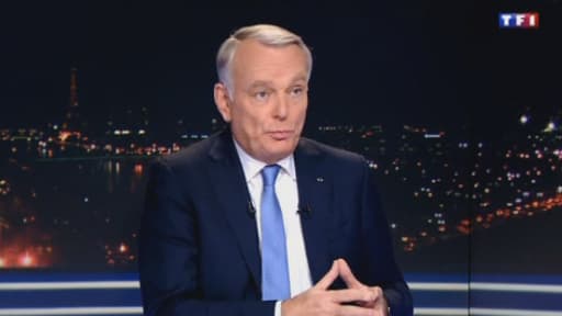 Invité du 20 heures de TF1, le Premier ministre a balayé les attaques dont il fait l'objet en affirmant avoir la confiance de François Hollande.