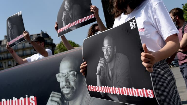 Manifestation à Paris le 8 juin 2021 en faveur d'Olivier Dubois, journaliste français en captivité au Mali
