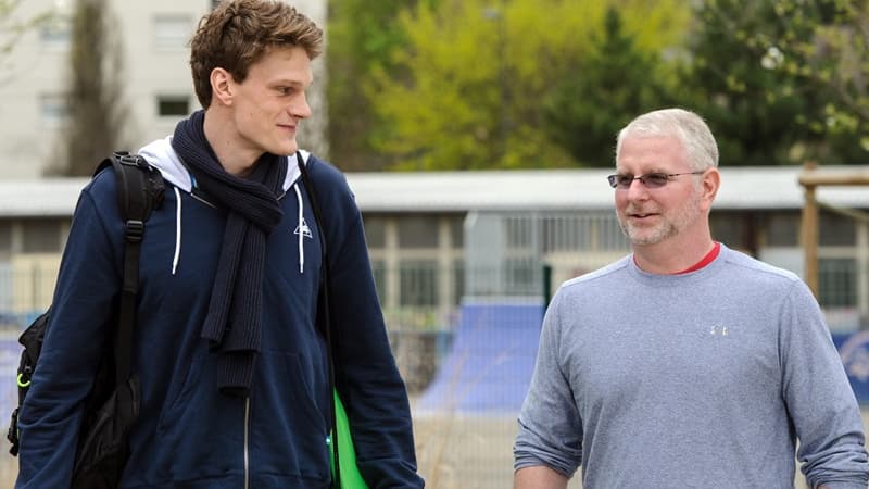 Yannick Agnel et Bob Bowman