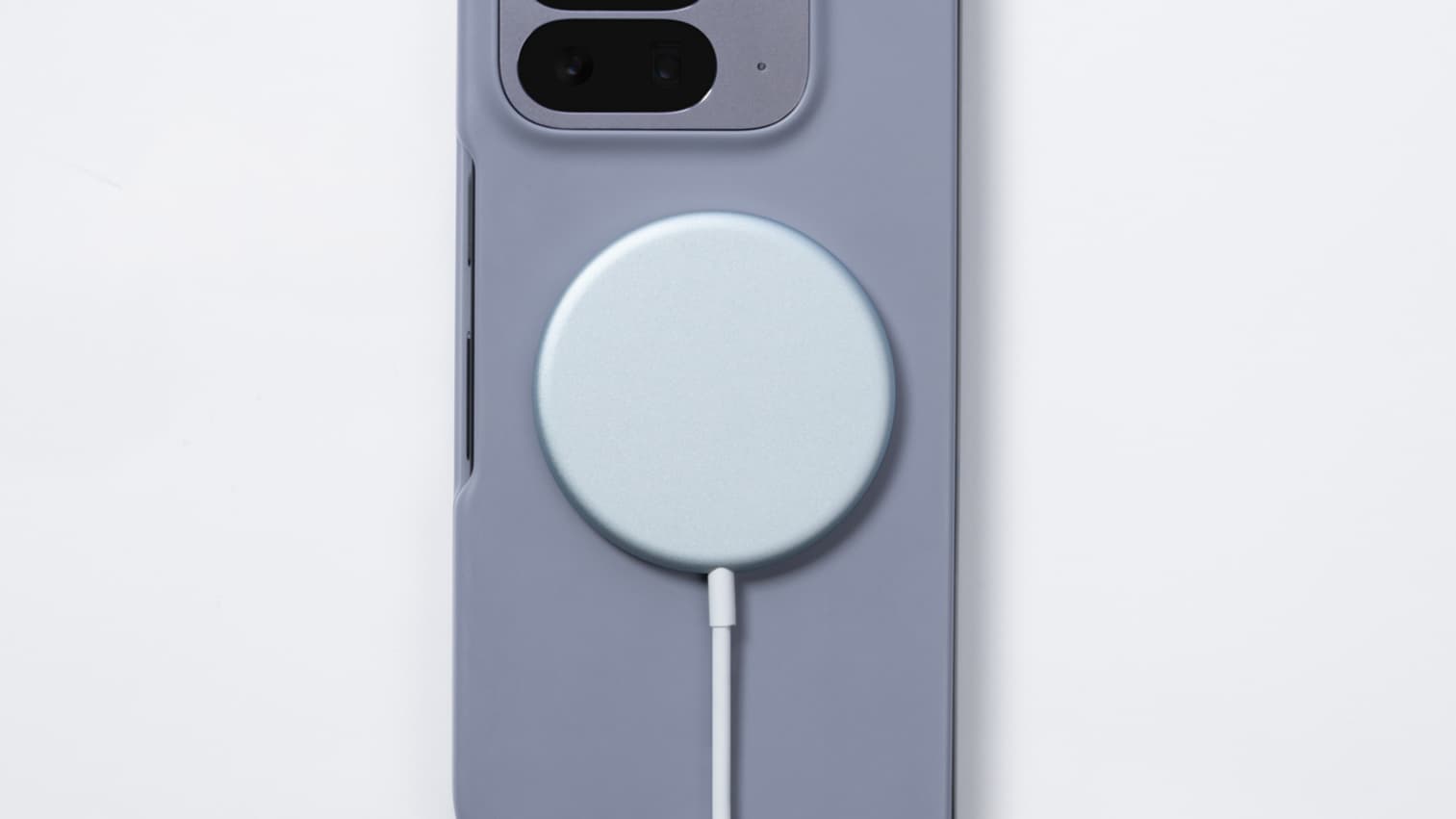 La recharge sans fil avec la technologie Pixelsnap de Google.