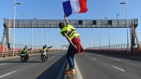 Manifestation de gilets jaunes sur la rocade de Bordeaux le 17 novembre.