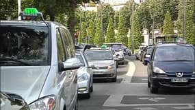 Nantes: opération escargot des taxis pour protester contre l’arrivée d’UberPop