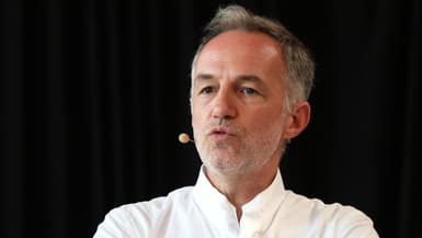 Le candidat socialiste à la mairie de Paris pour les municipales de 2026, Emmanuel Grégoire, le 22 juin 2025 à Paris 