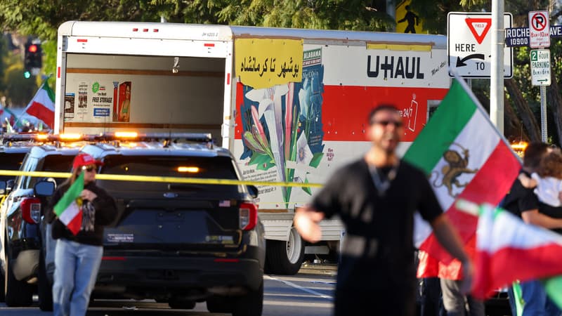 Le conducteur d'un camion percute des manifestants lors d'un rassemblement en soutien au peuple iranien à Los Angeles