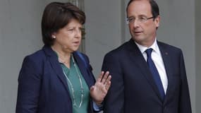 Martine Aubry a souligné mercredi qu'elle ne voulait pas aller plus loin que ce qu'a promis le président et que ses appels à lever des impôts supplémentaires s'inscrivaient dans le cadre du programme présenté par François Hollande lorsqu'il était candidat