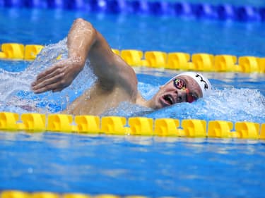 Léon Marchand lors des championnats du monde de natation à Fukuoka (Japon), le 23 juillet 2023