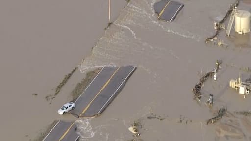 Route inondée dans l'Etat du Colorado.