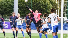 Les joueuses du PSG et Soyaux lors d'une rencontre de D1 féminine