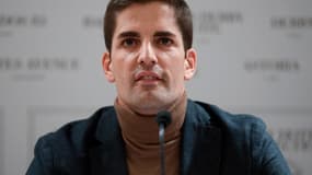 Robert Moreno en conférence de presse, à Barcelone le 28 novembre 2019