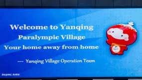 L'entrée du village paralympique de Pékin en 2022