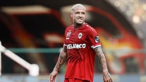 Radja Nainggolan lors d'un match de championnat entre le Royal Antwerp et le Royal Football Club Seraing, le 19 septembre