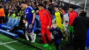 Thiago Silva et John Terry lors d'un Chelsea-PSG, à Londres le 11 mars 2015