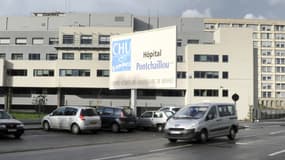 Le centre hospitalier de Rennes .